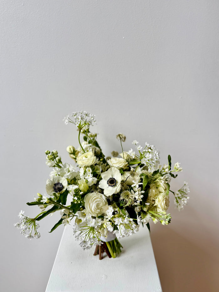 Wedding Bouquet · Garden-Style Bridal Flowers (Custom Palette)